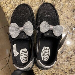 Hey Dude Wendy Sparkle Bow size 5